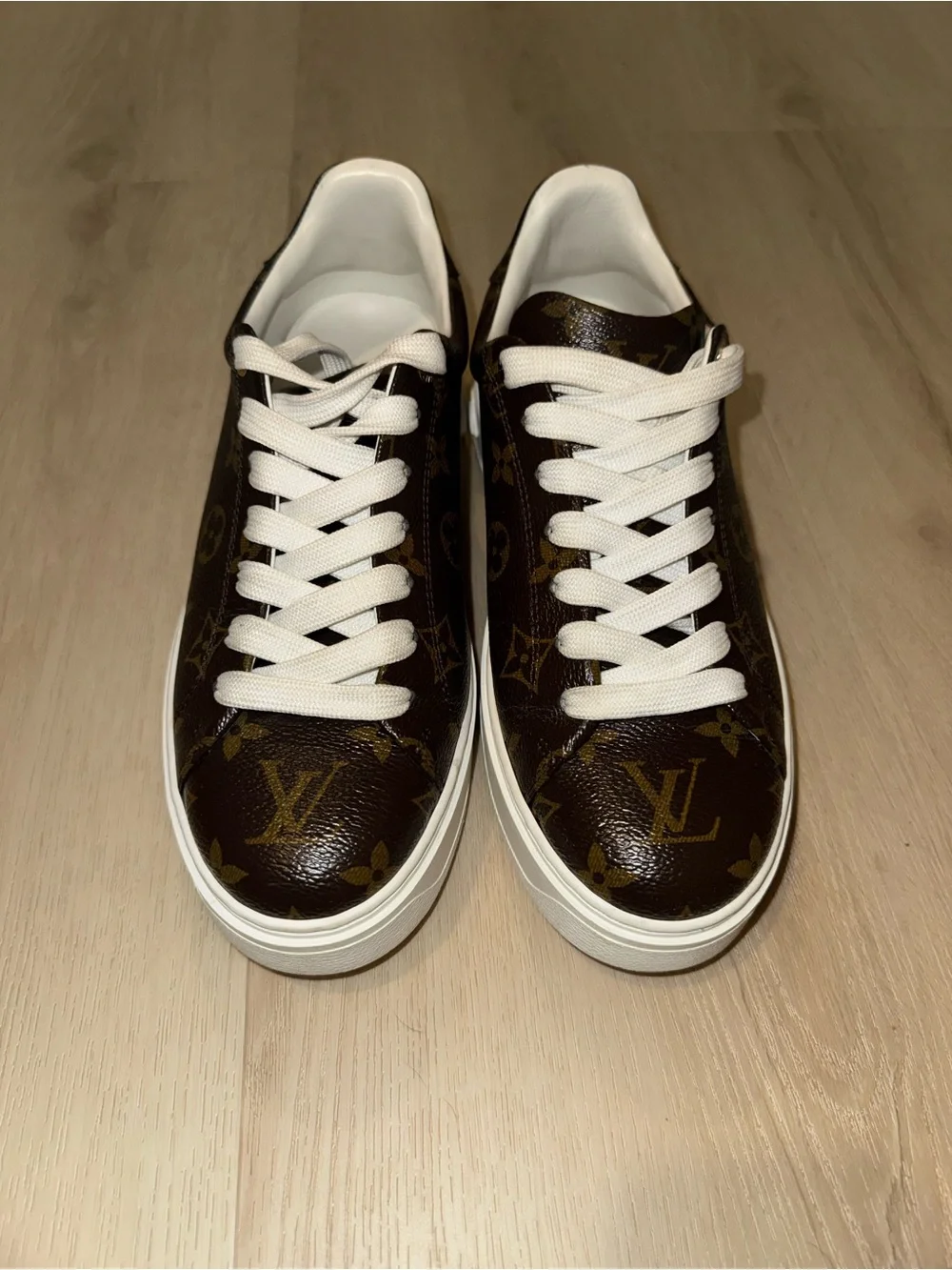 Louis Vuitton Time Out Sneaker